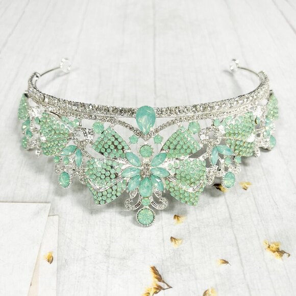 Lime Green Crown, Royal Princess Tiara, Silver Gemstone Crown, Quinceanera Tiara - Picture 6 of 10